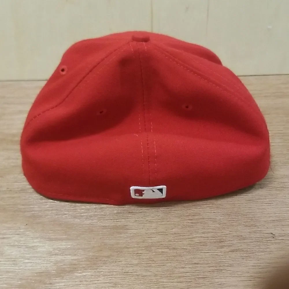 Authentic Washington Nationals hat mens sz 8 / 63.5 cm